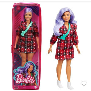 Barbie Fashionistas Curvy Doll Purple Hair with Carrying Case #157